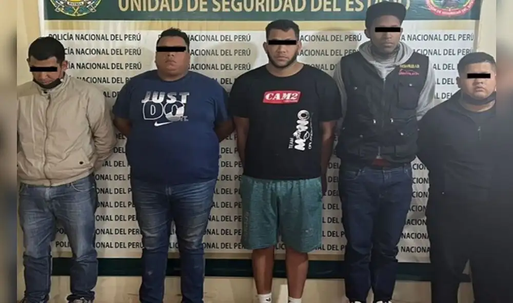 Intervenidos son imputados de proxenetismo en club nocturno. Foto: PNP Intervenidos son imputados de proxenetismo en club nocturno. Foto: PNP