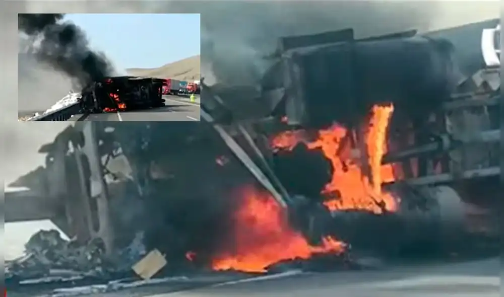 El hecho ocurrió a la altura del kilómetro 311 de la Panamericana Norte en Huarmey. Foto: captura de Panamericana El hecho ocurrió a la altura del kilómetro 311 de la Panamericana Norte en Huarmey. Foto: captura de Panamericana