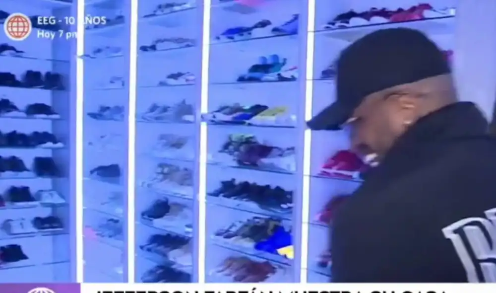 Jefferson Farfán mostró dónde guarda todas sus zapatillas. Foto: captura/América TV Jefferson Farfán mostró dónde guarda todas sus zapatillas. Foto: captura/América TV