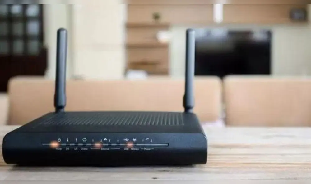 Ubicar el router en una buena posición es esencial para tener una señal óptima. Foto: Xataka Ubicar el router en una buena posición es esencial para tener una señal óptima. Foto: Xataka