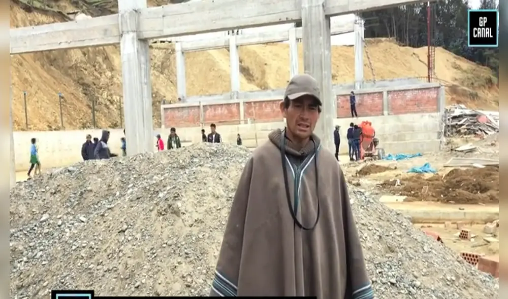 Padre de familia exige reinicio de los trabajos para que estudiantes regresen a sus aulas. Foto: captura de GP Canal Padre de familia exige reinicio de los trabajos para que estudiantes regresen a sus aulas. Foto: captura de GP Canal