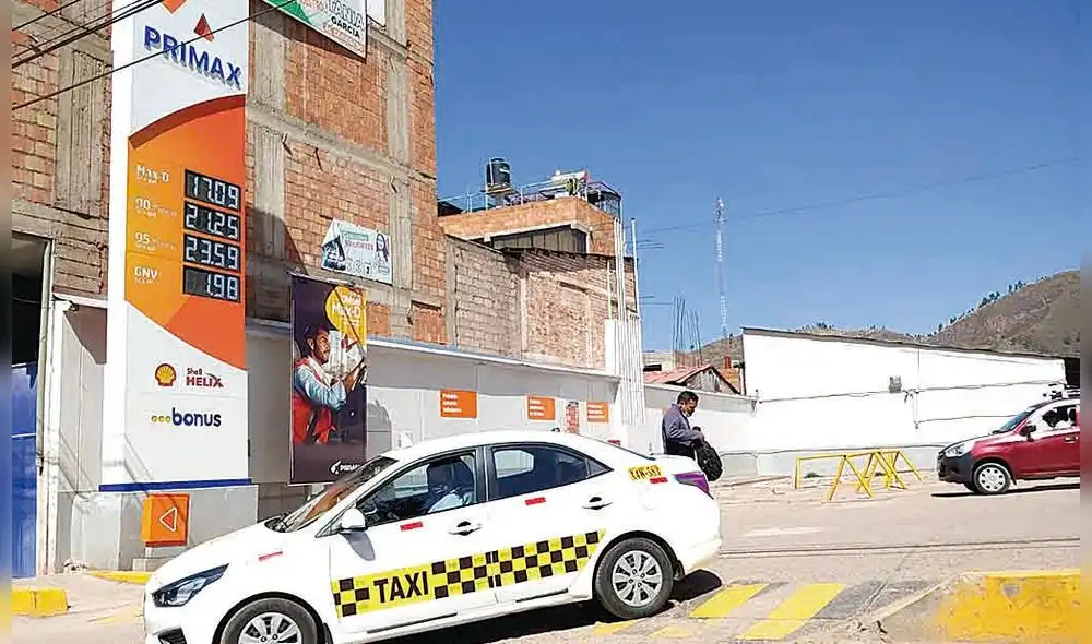 En Cusco, combustible sigue incrementando su costo. Foto: La República