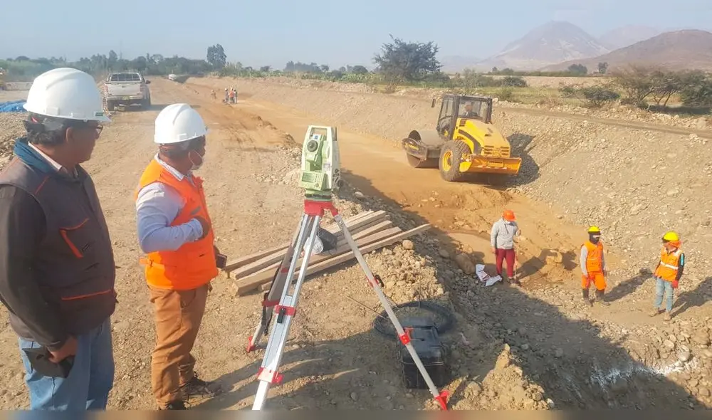 PSI inició los trabajos de rehabilitación del canal Madgalena de Cao. Foto: Midagri.