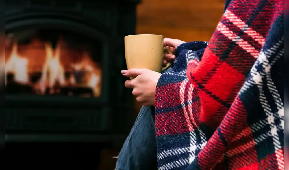 Lista de los mejores trucos para aislar el frío en la temporada de invierno. Foto: Jcomp