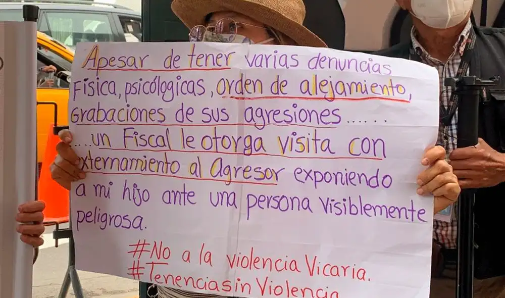 De acuerdo con los organismos, el proyecto de ley impulsado por el congresista Aguinaga no resuelve el problema de cuidados de los menores. Foto: Frente de Lucha Materna De acuerdo con los organismos, el proyecto de ley impulsado por el congresista Aguinaga no resuelve el problema de cuidados de los menores. Foto: Frente de Lucha Materna