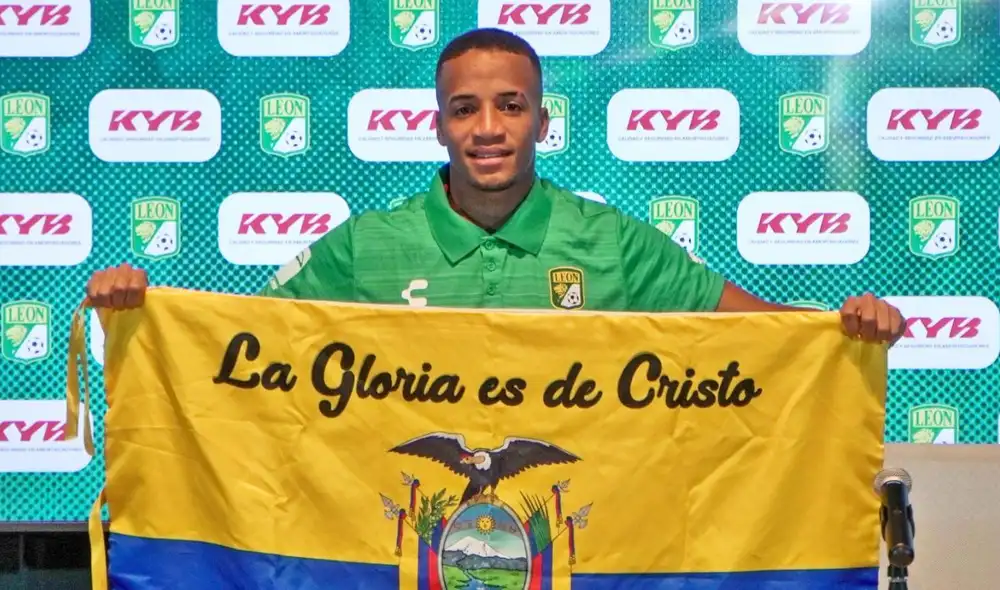 Byron Castillo jugará en la Liga MX a partir del Torneo Apertura 2022. Foto: León/Twitter.