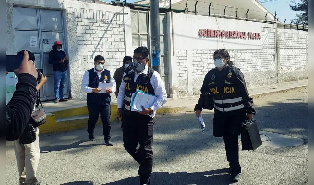 Fiscalía y Policía ingresaron a diversas oficinas de la entidad regional. Foto: Ministerio Público