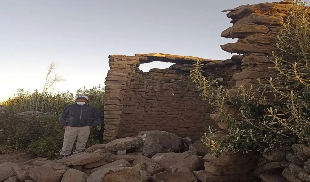 Chullpa ubicada en la isla de Taquile se derrumbó.