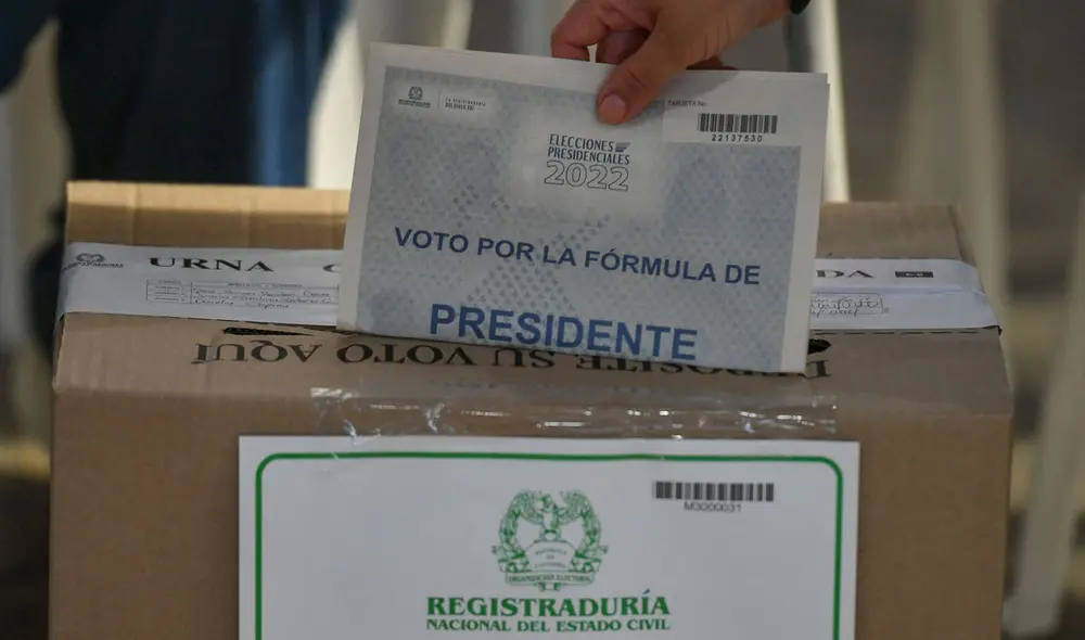 Unas 39 millones de personas podrán votar en la segunda vuelta de las elecciones 2022 en Colombia. Foto: AFP Unas 39 millones de personas podrán votar en la segunda vuelta de las elecciones 2022 en Colombia. Foto: AFP