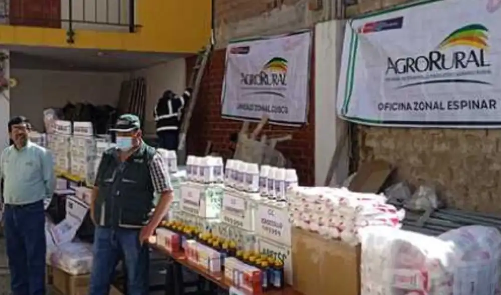 Un total de 10 kits fueron destinados a 10 familias damnificadas de Huarangopampa. Foto: Midagri