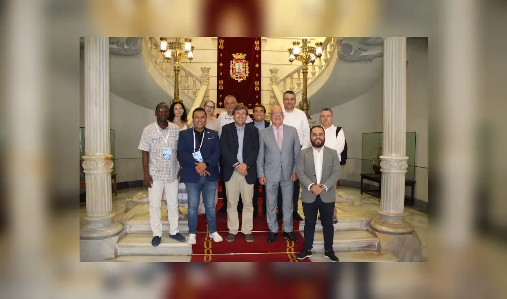 Marcos Gasco (segundo de la izquierda) afirmó que no solicitó viáticos para su viaje. Foto;: Dinamic Marcos Gasco (segundo de la izquierda) afirmó que no solicitó viáticos para su viaje. Foto;: Dinamic