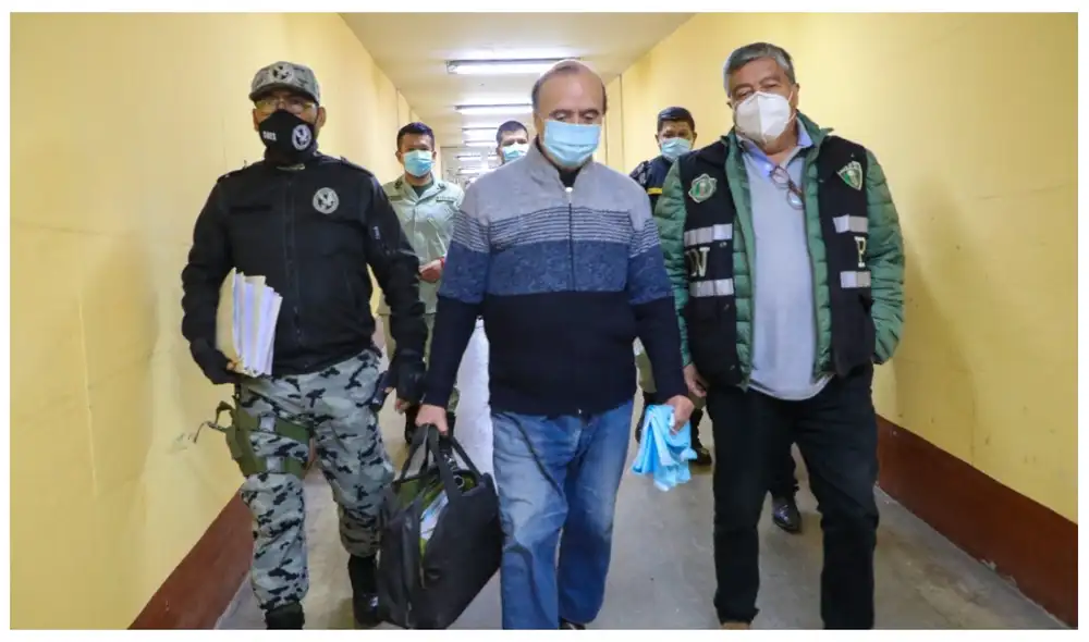 Montesinos volvió a la base naval gracias a una apelación realizada por su defensa. Foto: INPE Montesinos volvió a la base naval gracias a una apelación realizada por su defensa. Foto: INPE