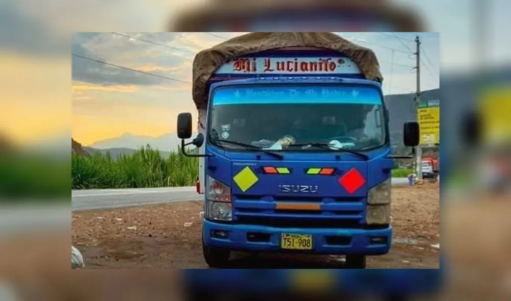 Vehículo fue recuperado sin la ceraga que llevaba. Foto: Prensa Libre Sanchez Carrión Vehículo fue recuperado sin la ceraga que llevaba. Foto: Prensa Libre Sanchez Carrión