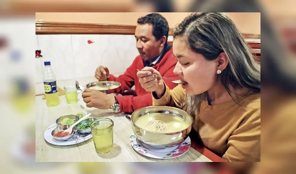 La venta de las sopas y caldos ha aumentado debido a la baja temperatura en el país. Foto El peruano