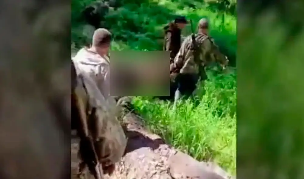 "Los restos del animal fueron localizados a 50 metros de donde yacía sin vida el cazador", mencionó la agencia Interfax