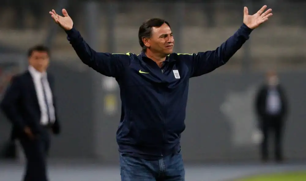 Carlos Bustos tiene como objetivo el bicampeonato con Alianza Lima. Foto: La República/Luis Jiménez