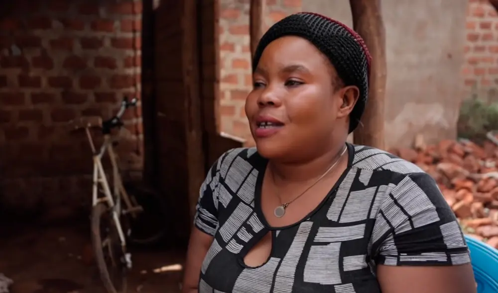 Mariam Nabatanzi tiene una rara condición que la ha convertido en la madre más prolífica del mundo. (Foto: YouTube/Connect With Uganda)