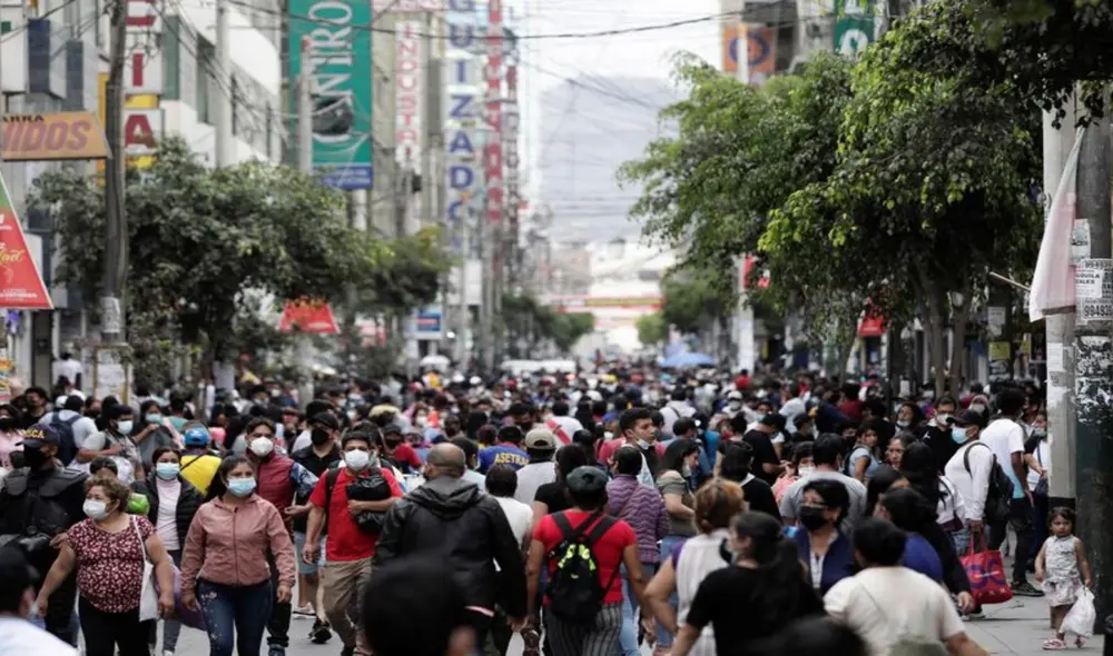 Desde la semana epidemiológica 11 hasta la 23 se ha visto un incremento de contagios que ascienden a 9.000, todos focalizados en Lima Metropolitana. Foto: Infobae Desde la semana epidemiológica 11 hasta la 23 se ha visto un incremento de contagios que ascienden a 9.000, todos focalizados en Lima Metropolitana. Foto: Infobae