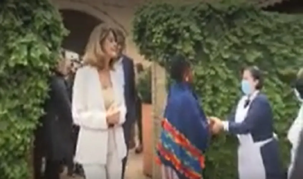 Saludo de Francia Márquez se hace viral en redes sociales. Foto: captura video/EFE Saludo de Francia Márquez se hace viral en redes sociales. Foto: captura video/EFE