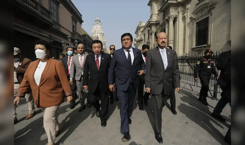 Comisión de Fiscalización no fue atendida por el presidente Pedro Castillo. Foto: Gerardo Marín / URPI La República