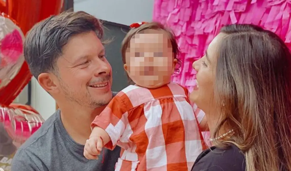 Mario Hart y Korina Rivadeneira tuvieron que internar de emergencia a su hija en una clínica. Foto: Instagram
