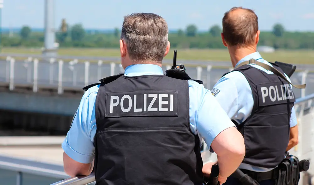 Su padre había guardado el arma en el armario del motel. Foto: Pixabay Su padre había guardado el arma en el armario del motel. Foto: Pixabay