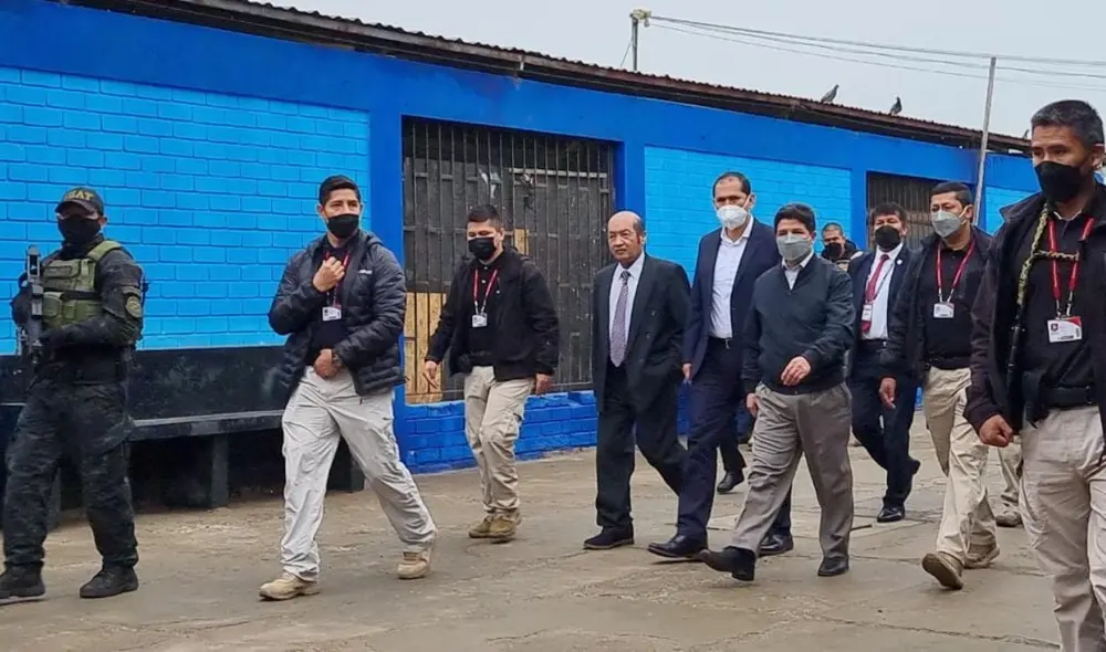 Pedro Castillo podría ser pausible de una acusación constitucional por no recibir a la Comisión de Fiscalización. Foto: Mary Luz Aranda / URPI-LR Pedro Castillo podría ser pausible de una acusación constitucional por no recibir a la Comisión de Fiscalización. Foto: Mary Luz Aranda / URPI-LR