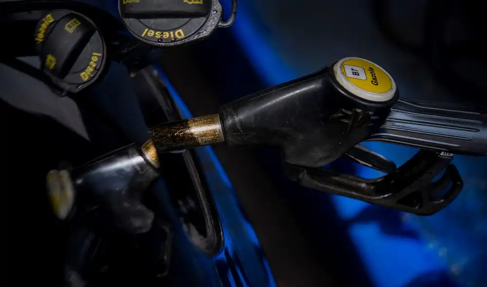 Los países acordaron que en 2026 la Comisión Europea examine los progresos realizados, con principal atención en los automóviles híbridos. Foto: AFP Los países acordaron que en 2026 la Comisión Europea examine los progresos realizados, con principal atención en los automóviles híbridos. Foto: AFP