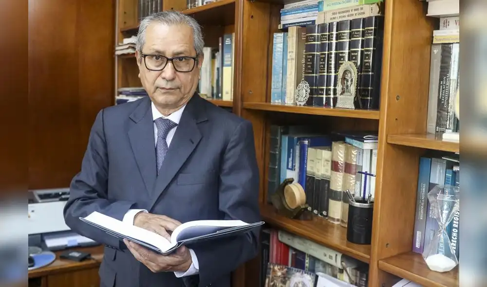 César Bazán, director del CAL, indicó que el presidente Pedro Castillo no ha cometido una infracción constitucional. Foto: Andina César Bazán, director del CAL, indicó que el presidente Pedro Castillo no ha cometido una infracción constitucional. Foto: Andina