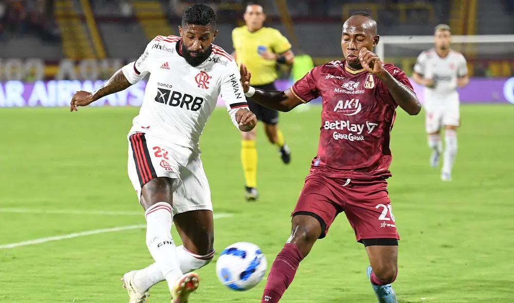 Ambas escuadras se enfrentan en campo colombiano. Foto: EFE Ambas escuadras se enfrentan en campo colombiano. Foto: EFE