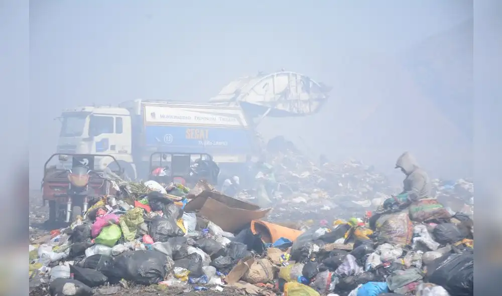 Cada día ingresan al botadero 1.000 toneladas diarias de basura. Foto: Segat