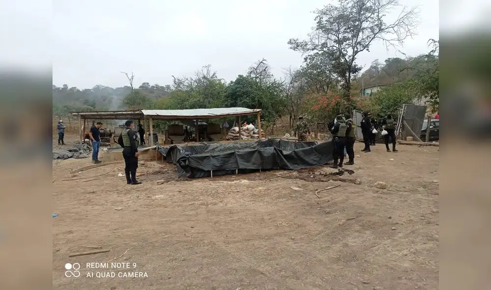 Agentes de la Policía junto al Ministerio Público intervinieron las zonas. Foto: PNP