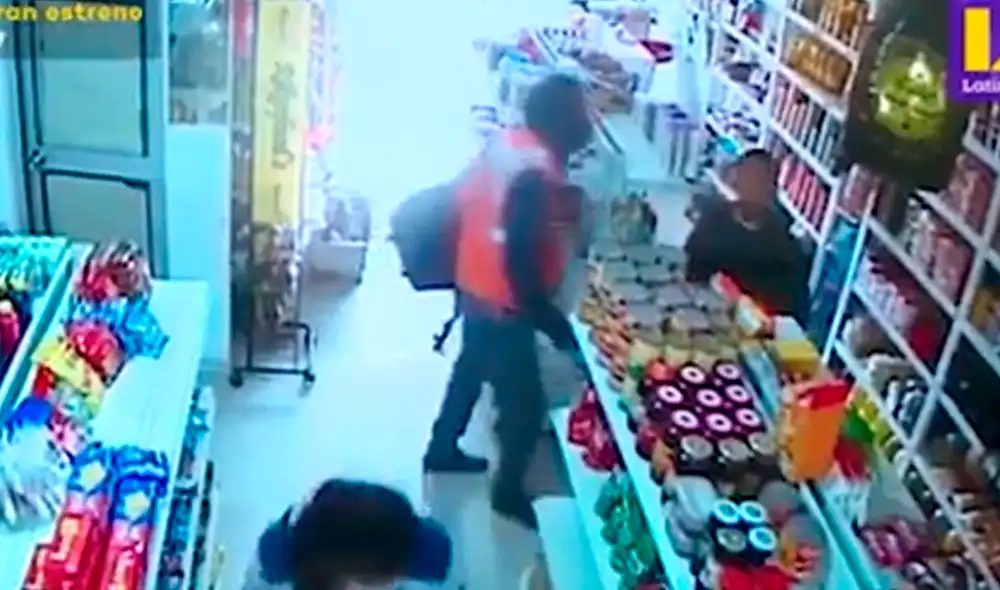 Cámaras de seguridad captaron el accionar de los delincuentes. Foto: captura de Latina Noticias Cámaras de seguridad captaron el accionar de los delincuentes. Foto: captura de Latina Noticias