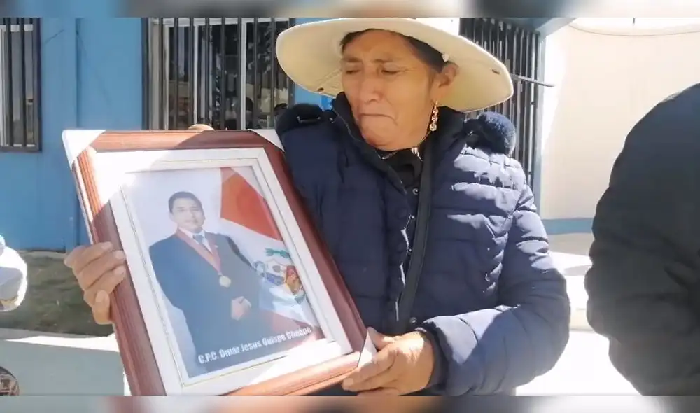 Puno. Familiares del exdecano  Omar Quispe esperan que se haga justicia. Foto: captura Fama TV