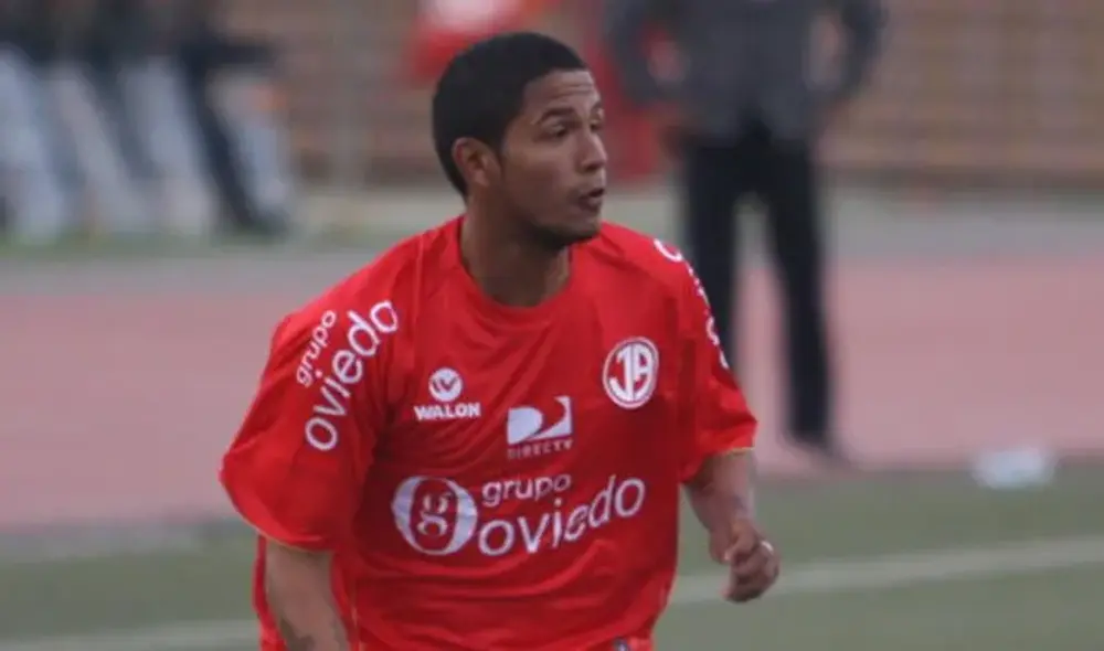 Reimond Manco maneja una opción de llegar a Juan Aurich. Foto: Archivo