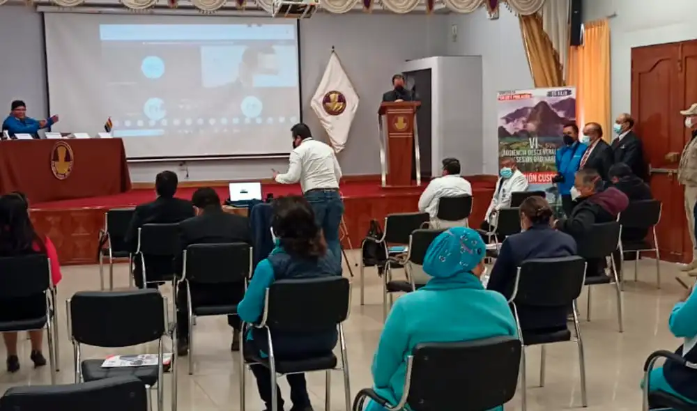 Autoridades de Cusco plantearon demandas en el sector salud. Foto: Alexander Flores/ URPI-GLR