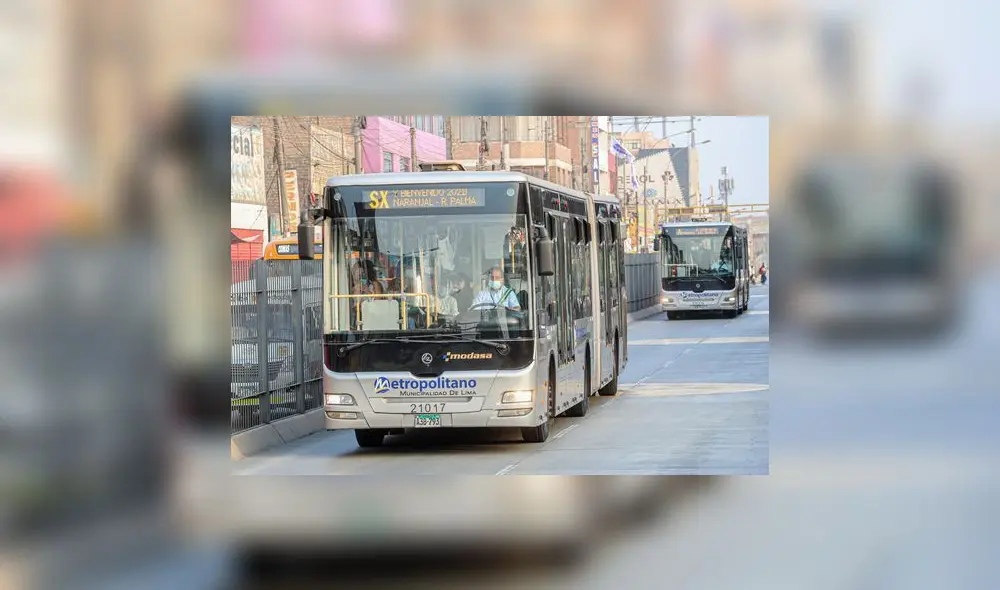 Si te encuentras en el Metropolitano en pleno sismo lo primero que debes hacer es mantener la calma. Foto: La República