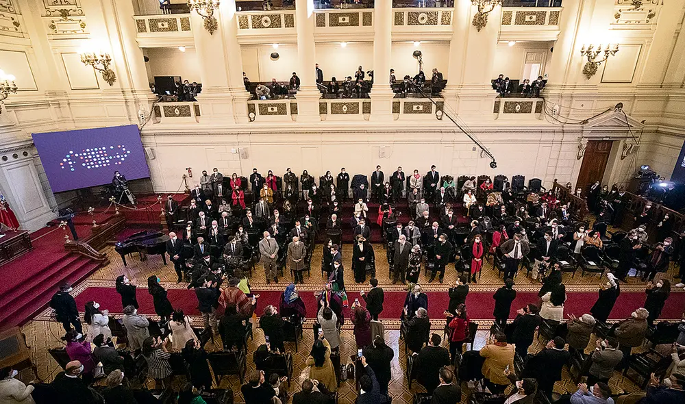 Convención. Vista del pleno de la Convención Constitucional que el lunes hizo entrega del texto final de la propuesta. Foto: EFE