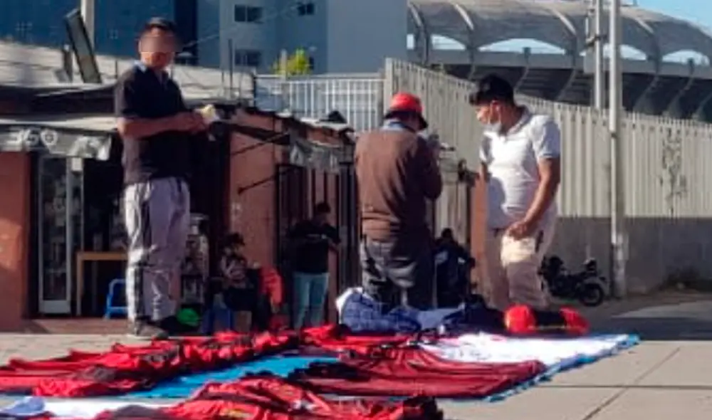 La entrada para oriente se vende hasta en S/ 150 en Facebook. Foto: Alexis Choque/URPI-GLR