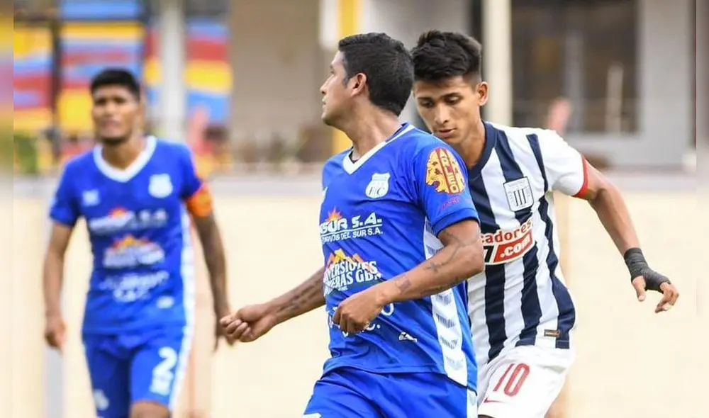 Reimond Manco surgió de las divisiones inferiores de Alianza Lima. Foto: Twitter/Santos FC