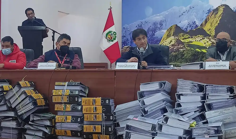 Gobernador Jean Paul Benavente manifestó que este mes ya se tendría firmado el convenio para el inicio de las obras preliminares. Foto: Alexander Flores/URPI-LR Gobernador Jean Paul Benavente manifestó que este mes ya se tendría firmado el convenio para el inicio de las obras preliminares. Foto: Alexander Flores/URPI-LR