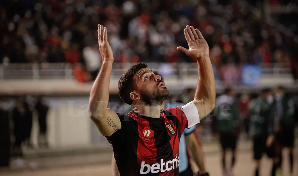 Bernardo Cuesta, el delantero argentino, fue el artífice de los 2 goles. Foto: Rodrigo Talavera/La República
