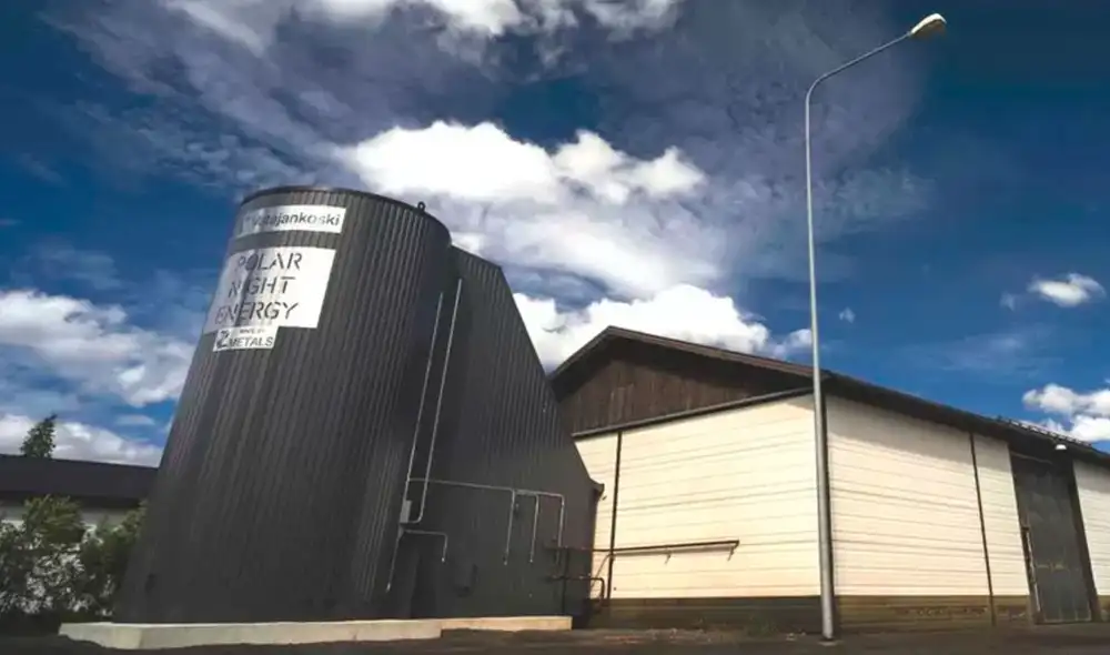 Batería de arena instalada en Finlandia. Foto: Powe Night Energy