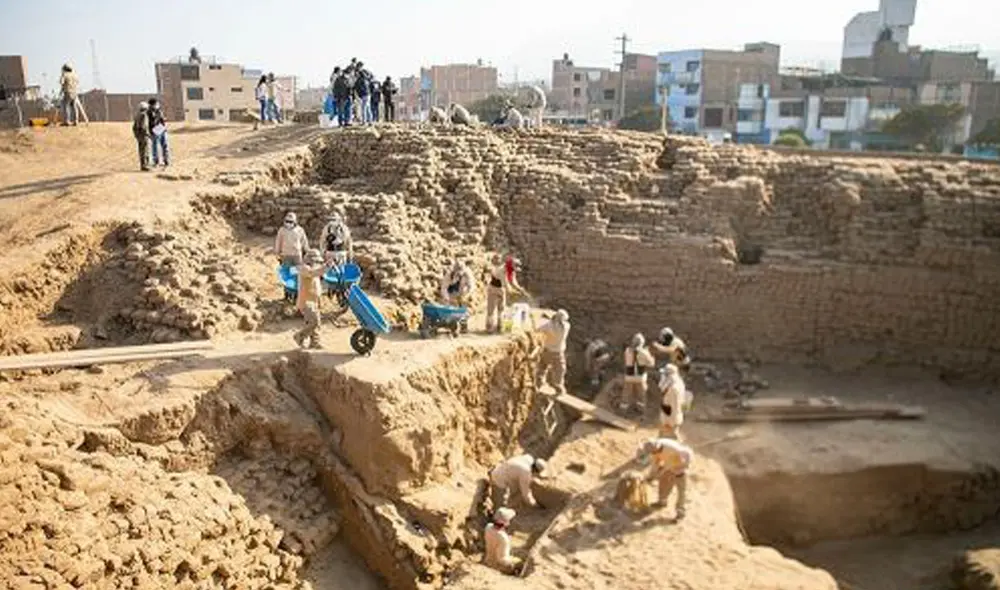 Para los especialistas, es muy probable que estos elementos correspondan a una estructura principal. Foto: Pecach