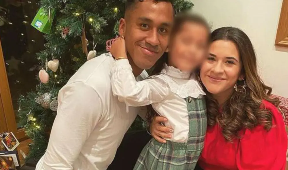 Renato Tapia junto a su esposa Andrea Cordero y su hija. Foto: Renato Tapia/Instagram