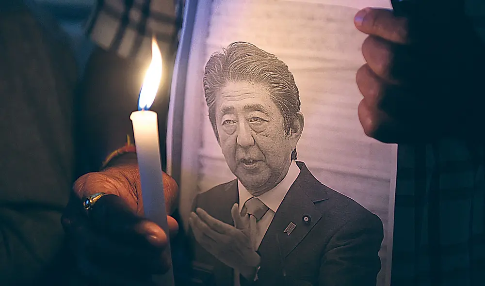 Vigilia. Ciudadanía, impactada por el magnicidio, realizó una serie de homenajes al político caído durante una gira proselitista. Vigilia. Ciudadanía, impactada por el magnicidio, realizó una serie de homenajes al político caído durante una gira proselitista.