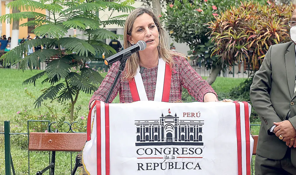 Rechazo. Presidenta del Congreso estuvo en Piura. Fue pifiada en la zona de Tambogrande. Foto: difusión Rechazo. Presidenta del Congreso estuvo en Piura. Fue pifiada en la zona de Tambogrande. Foto: difusión