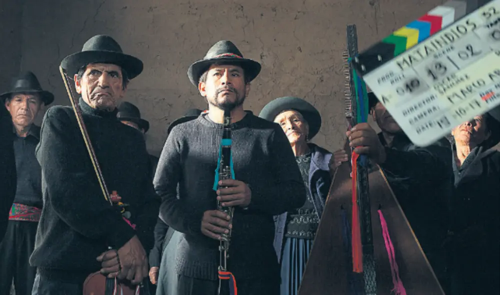 PUEBLO. En Mataindios actúa la propia población. Abajo, Óscar Sánchez, codirector del filme. Foto: John Reyes