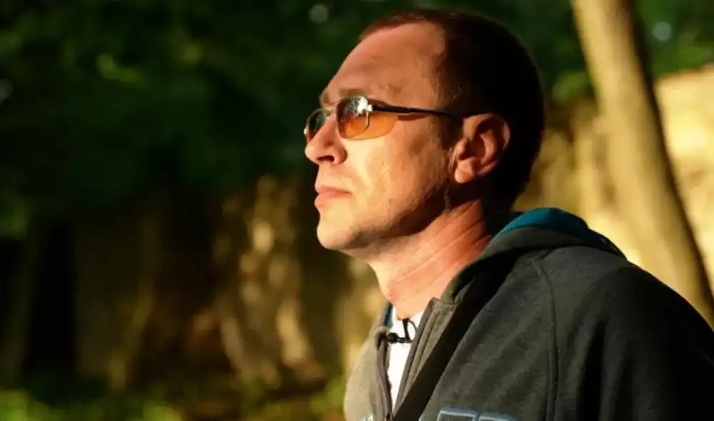 El sobreviviente perdió a varios de sus amigos en el ataque. Foto: BBC