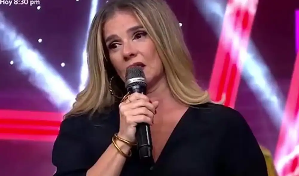 Johanna San Miguel es una de las conductoras de "Esto es guerra" junto a Renzo Schuller. Foto: captura América TV